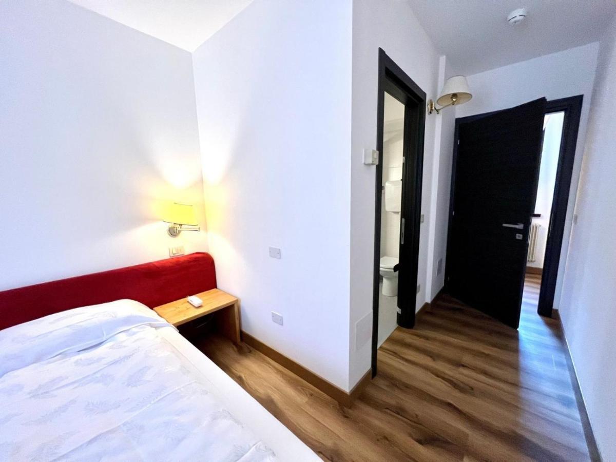 Antico Albergo Stella D'Italia Folgaria Eksteriør billede