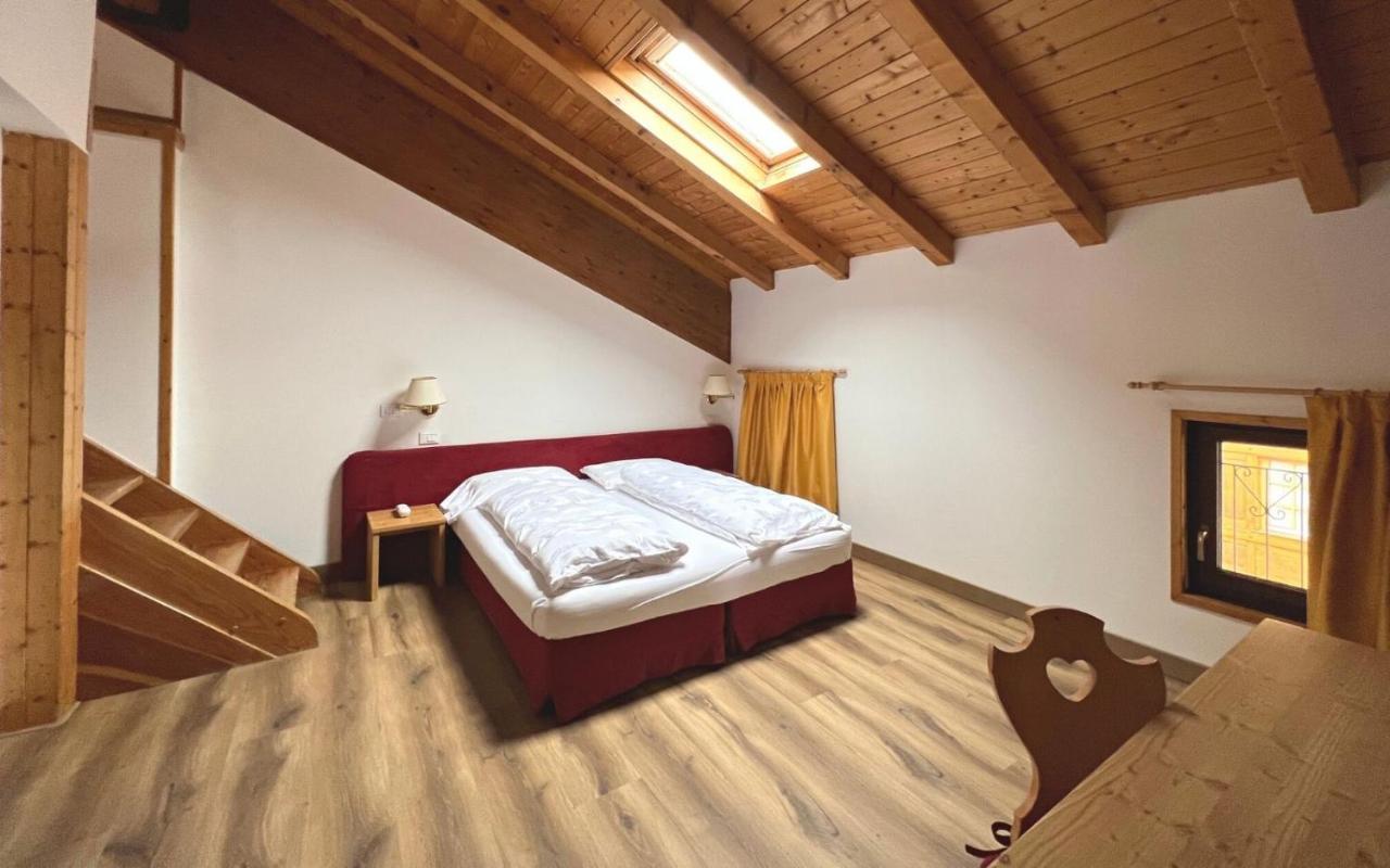 Antico Albergo Stella D'Italia Folgaria Eksteriør billede