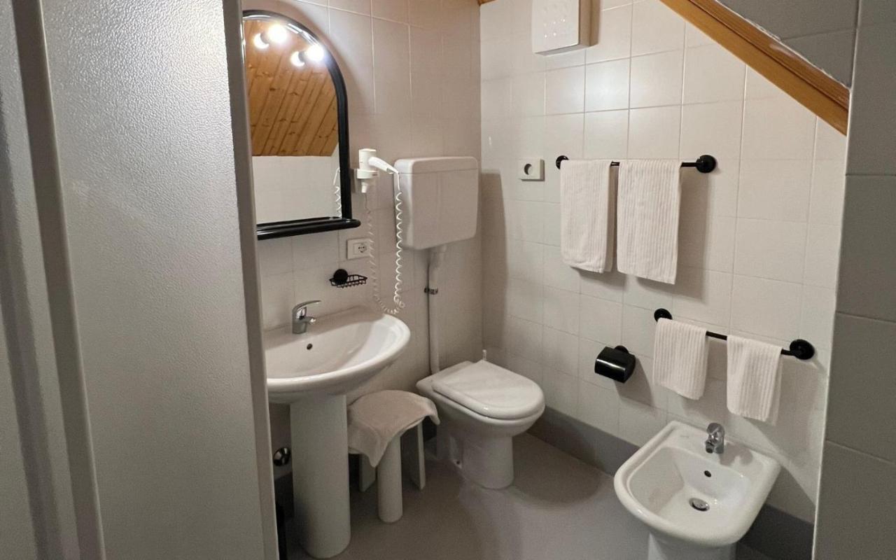Antico Albergo Stella D'Italia Folgaria Eksteriør billede
