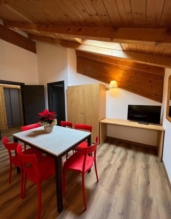 Antico Albergo Stella D'Italia Folgaria Eksteriør billede