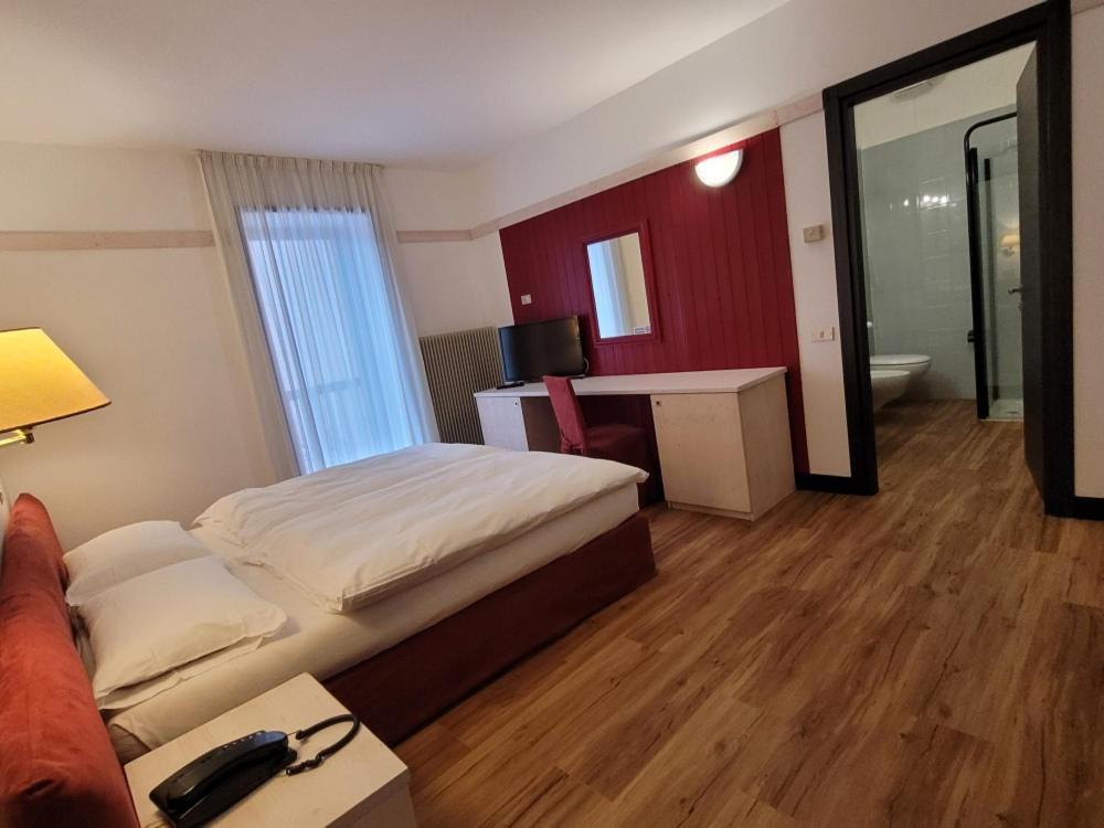 Antico Albergo Stella D'Italia Folgaria Eksteriør billede