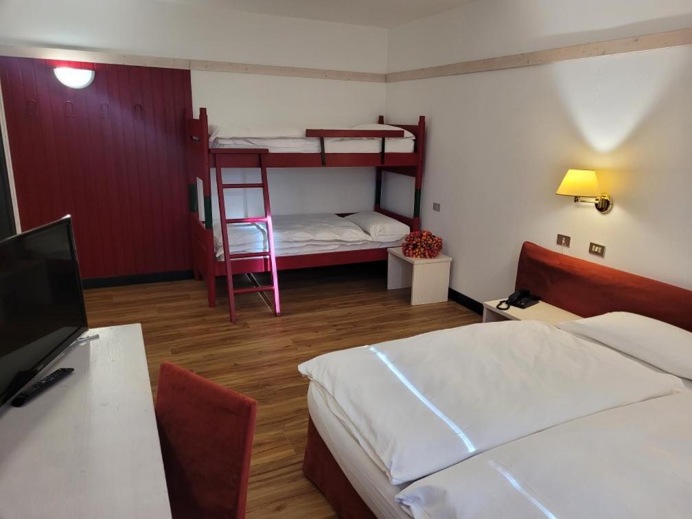 Antico Albergo Stella D'Italia Folgaria Eksteriør billede